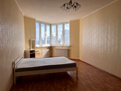 квартира за адресою Срібнокільська вул., 1