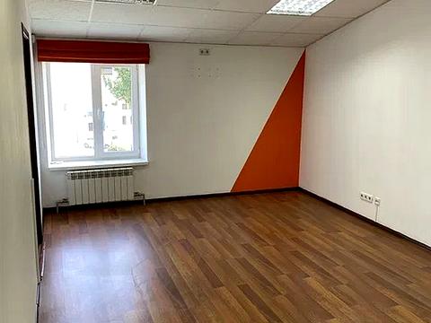 комерційна за адресою Межигірська вул., 87-А