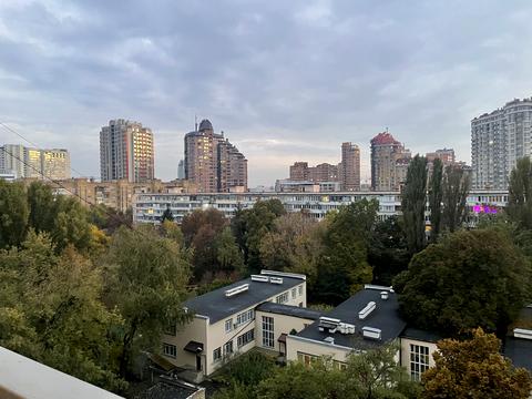 квартира по адресу Леси Украинки бульв., 24