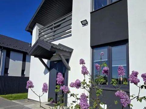 будинок за адресою с. Зазим'я, Київська вул.