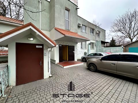 коммерческая по адресу Левитана ул., 105б