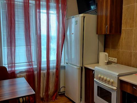 квартира за адресою Автозаводська вул., 40