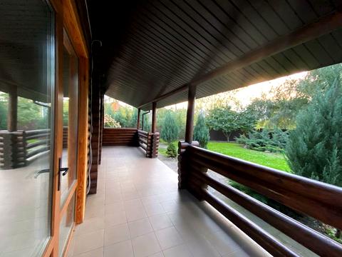 будинок за адресою Центральна вул.