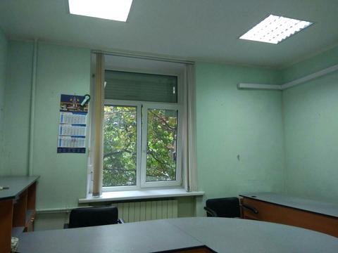 комерційна за адресою Оболонська вул., 39