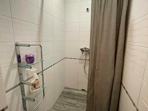 комерційна за адресою Польова, 57