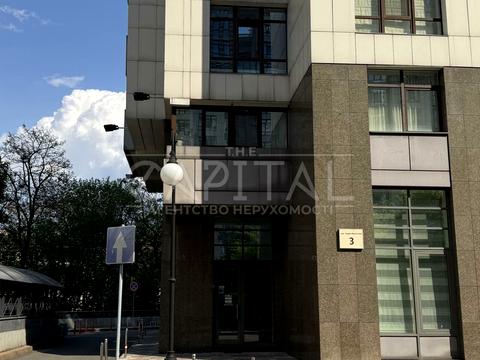комерційна за адресою Андрія Верхогляда вул. (Михайла Драгомирова), 3