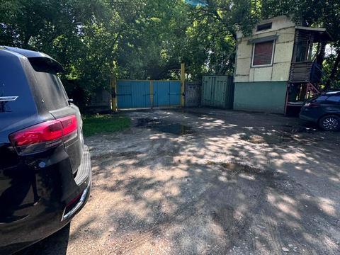 коммерческая по адресу Олекси Довбуша ул., 40