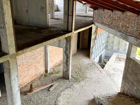 комерційна за адресою Майданівська вул., 4