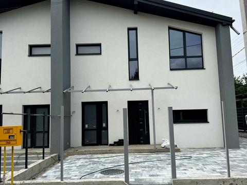 дом по адресу Степана Бандеры ул.