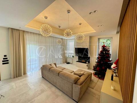 будинок за адресою 162-га Садова вул.