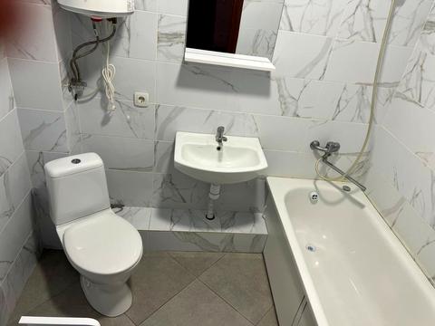 квартира за адресою Миколи Вінграновського вул., 2