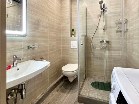 квартира за адресою Лоцманський узвіз, 9д