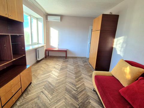 квартира за адресою Ореста Левицького вул. (Академіка Курчатова), 11