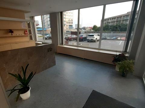 квартира за адресою Літературна вул., 12