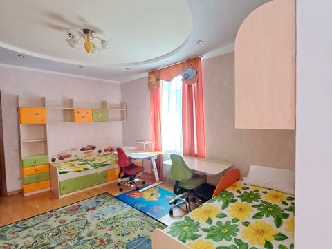 квартира за адресою Рея Бредбері вул., 6