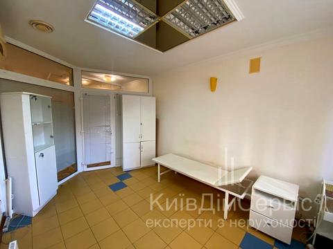 комерційна за адресою Володимира Івасюка просп. (Героїв Сталінграду), 20