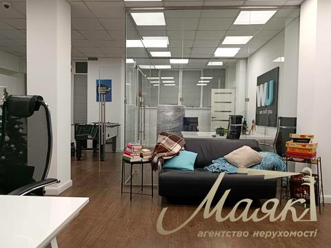 комерційна за адресою Василя Тютюнника вул. (Анрі Барбюса), 5-А