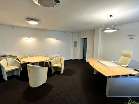 комерційна за адресою Гетьмана Павла Скоропадського вул. (Льва Толстого), 8-А