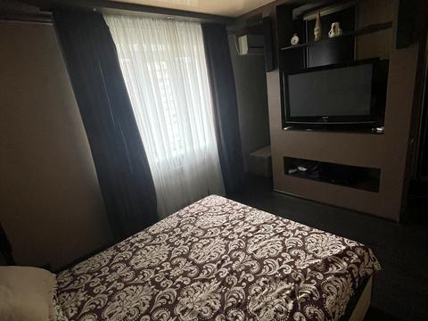 квартира за адресою Вишняківська вул., 1