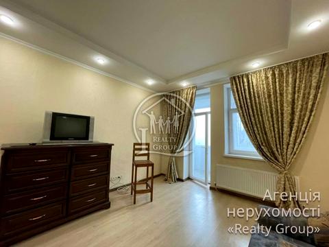 квартира по адресу Віктора Оцерклевича ул. (Курчатова), 1