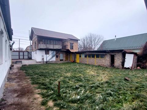 будинок за адресою Центральна вул.