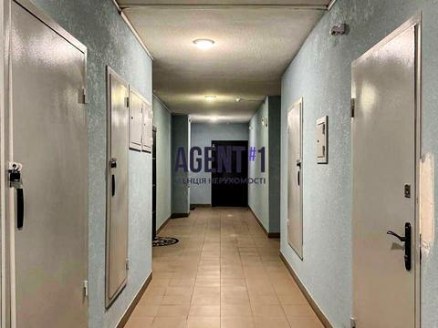 квартира за адресою Ревуцького вул., 40-В