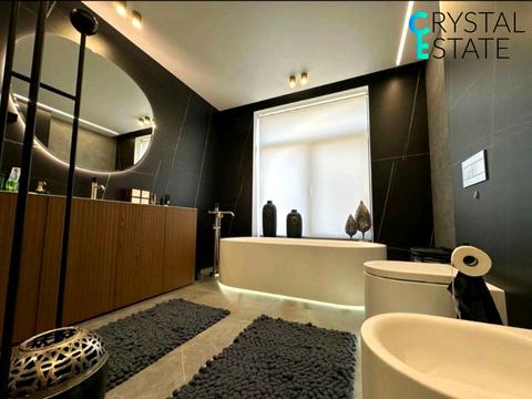 будинок за адресою Бризова, 93