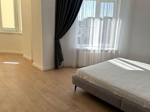 квартира за адресою Степана Бандери вул., 7/1