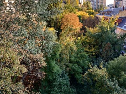 комерційна за адресою Василя Тютюнника вул. (Анрі Барбюса), 5-А