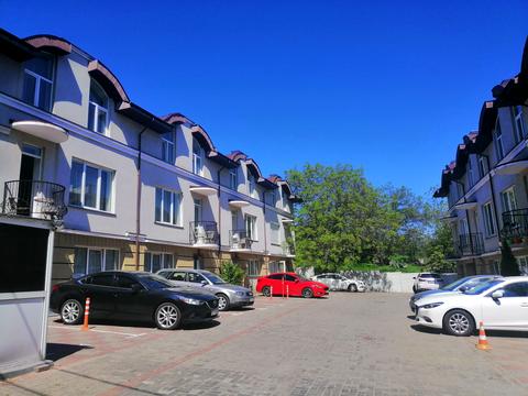 квартира за адресою Київ, Сумська вул., 2б