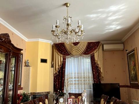 будинок за адресою Освіти вул.