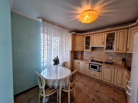 квартира по адресу Будівельників, 3