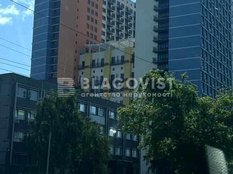 квартира по адресу Крайня ул., 1