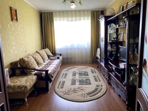 квартира за адресою Андрія Мельника вул., 12