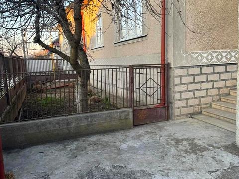 будинок за адресою Вікентія Шандора вул. (Івана Мічуріна)