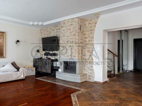 дом по адресу  ул.