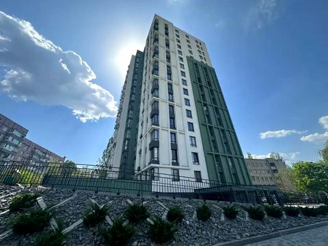 квартира за адресою Космічна вул., 5