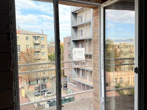 квартира за адресою Свободи вул., 32
