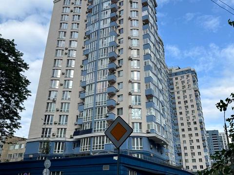паркоместо по адресу Кирилло-Мефодиевская ул., 2