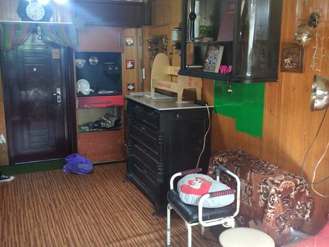 кімната за адресою Осіння вул., 15