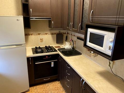 квартира за адресою Ореста Левицького вул. (Академіка Курчатова), 8-Б