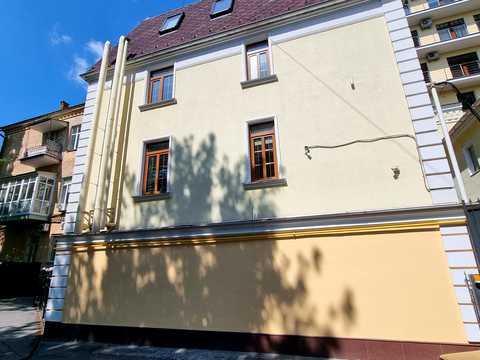 коммерческая по адресу Владимирская ул., 63