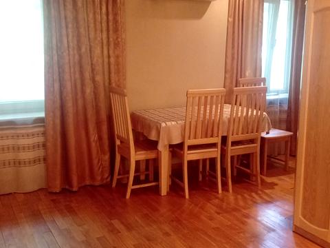 квартира за адресою Паркова вул., 8