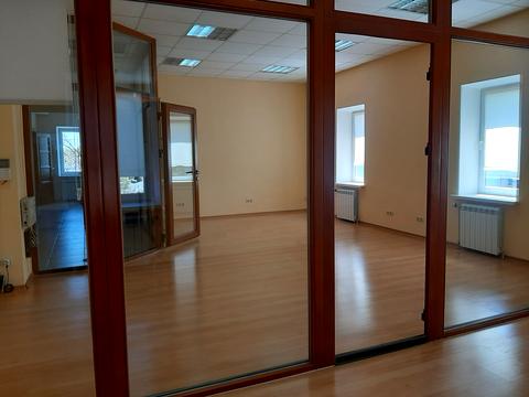 коммерческая по адресу Чорновола ул., 95