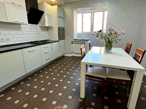 квартира по адресу Академика Сахарова ул., 26
