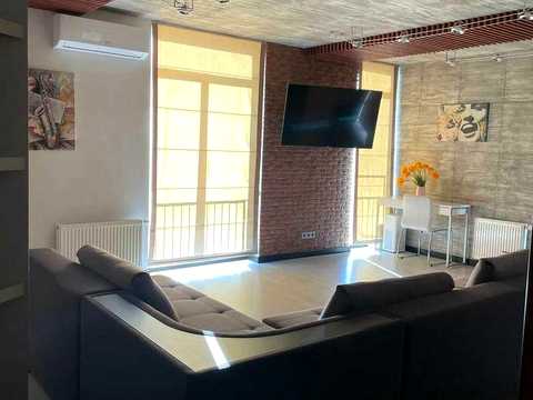 квартира за адресою Регенераторна вул., 4 к6