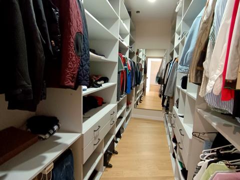 квартира за адресою Карпинця, 7