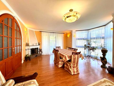 будинок за адресою Райдужна вул.