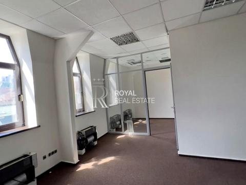 комерційна за адресою Ярославів Вал вул., 23