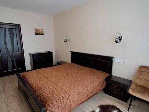 квартира по адресу Ревуцкого ул., 40-В
